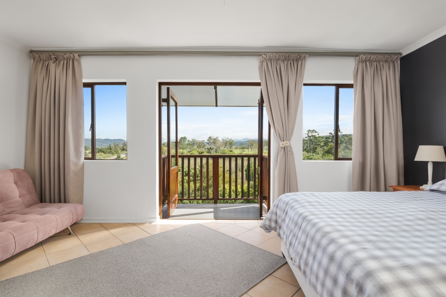 7 Bedroom Property for Sale in Hunters Home Western Cape